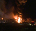 Un mort si un ranit, in urma unui incendiu devastator in Afumati. Pompierii au intervenit cu 18 autospeciale