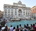 Aproximativ 1,5 milioane de dolari in monede au fost aruncate anul trecut in Fontana di Trevi. Care sunt superstitiile