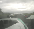 Accident infiorator la o cursa de Formula 4, transmis in direct la televizor. Doi tineri au fost raniti. VIDEO