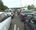 Ninsorile au bulversat traficul in Vama Albita. Zeci de masini asteapta, dupa ce sistemul de prelucrare a datelor a cedat