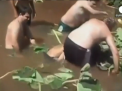 Supravietuire miraculoasa! Un baietel si unchiul sau au scapat cu viata dupa ce au cazut intr-o gaura de canalizare - VIDEO