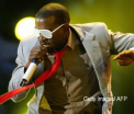 Conturile de Twitter si Instagram ale rapperului Kanye West au fost dezactivate vineri