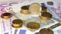 Dolarul, iarasi sub 20 de lei. Cu cati lei este vandut un euro