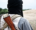 Luptatorii kurzi si arabi, sprijiniti de coalitia SUA, au inceput asaltul final asupra "capitalei ISIS", Rakka