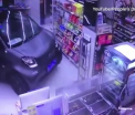 Un chinez i-a intrecut pe cei care parcheaza masina pe trecerea de pietoni. Unde s-a oprit - FOTO