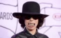 "Ar trebui sa fie internata." Lady Gaga, aparitie infricosatoare la YouTube Music Awards