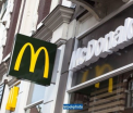 Angajat Mc Donald\'s, surprins in timp ce se spala in chiuveta unui local din Taiwan. Explicatia managerului - FOTO