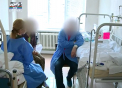 Sindrom rar si nemilos. Povestea cutremuratoare a unei fetite de 3 ani care sufera de o boala a carui tratament inca nu a fost inventat