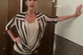 A ras in hohote la TV cand a vazut filmarea. Cum a fost surprinsa Celine Dion intr-o toaleta publica