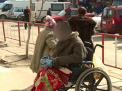 Povestea unui barbat mutilat intr-un incendiu, care a ajuns sa cerseasca: "Castig pana la 500 de lei pe zi"