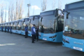 Cateva autobuze noi, cumparate dupa licitatia cu scandal, vor circula de astazi pe strazile din capitala. Vehiculele au fost inmanate Parcului Urban de Autobuze. Care va fi itinerarul - VIDEO