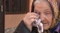 Intr-o tara in care aproape fiecare a cincea persoana este pensionara, iar fiecare a patra este plecata peste hotare, multi batrani raman singuri. Impinse de lipsa banilor, femeile pleaca peste hotare si au grija de mamele altora, in timp ce ale lor raman pe alte maini - VIDEO