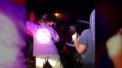 Ca sa fie sigur ca nu va uita niciodata momentul, un barbat si-a inscenat arestarea pentru a-si cere iubita de sotie. Reactia femeii