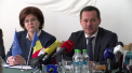 Sedinta primariei s-a mutat intr-o sala a intreprinderii „Edilitate”, care se ocupa de reparatia drumurilor. Ruslan Codreanu si-a luat cu el subalternii si presa ca sa anunte ca firma e in prag de faliment. El a dat vina de toate relele pe Dorin Chirtoaca - VIDEO