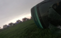 Cum a fost luat pe sus un autocar cu 40 de persoane din Romania in timpul tornadei si a fost aruncat in camp - GALERIE FOTO