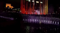 Cei care vor ajunge la Bucuresti au ocazia sa vada unul dintre cele mai frumoase spectacole pe apa. Show-ul cu muzica si lumini are loc la Fantanile din Piata Unirii - VIDEO