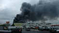 Incendiu masiv la un centru comercial din Afumați. 20 de autospeciale intervin
