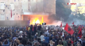 Mai multe persoane au fost ranite, printre care si 12 politisti, in urma unor proteste violente desfasurate in Albania. Demonstrantii au aruncat in oamenii legii cu petarde si cocktailuri Molotov, iar fortele de ordine au ripostat cu gaze lacrimogene si tunuri de apa - VIDEO