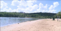 Pregatirile pentru sezonul estival sunt in toi in Chisinau. Angajatii de la statia de salvare din parcul Valea Morilor au cules din lac mormane de gunoaie. Au scos din apa cauciucuri si butelii cu duiumul. In zilele urmatoare vor fi amenajate si plajele - VIDEO