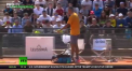 Tenismanul australian, Nick Kyrgios a fost descalificat din turneul de tenis ATP de la Roma, dupa ce s-a dat in spectacol chiar in timpul meciului - VIDEO