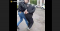 Un barbat din capitala a intrat noaptea intr-un bloc de locuit si a furat o bicicleta. Acesta risca pana la 4 ani de inchisoare pentru fapta comisa - VIDEO