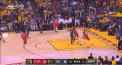 Lupta pentru titlul de campioana a ligii nord americane de baschet este in toi. Cel de-al patrulea duel din marea finala s-a incheiat din nou cu un esec pentru Golden State Warriors - VIDEO