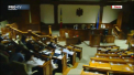 Evenimentele politice de la Chisinau au ajuns pe primele pagini ale agentiilor de stiri internationale. Jurnalistii romani vorbesc despre un “cutremur politic” in Moldova, iar ziaristii de la Moscova au scos in evidenta faptul ca in fruntea Parlamentului si Guvernului au ajuns doua femei - VIDEO