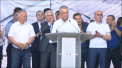 Vlad Plahotniuc a scandat astazi de rand cu multimea adunata in PMAN. El a fost cel care de multe ori a dat tonul lozincilor. A strigat ca Dodon este Iuda de pe scena. Dupa care, in fruntea multimii, a marsaluit pana la Presedintie, unde au aruncat mai multi curcani peste gard - VIDEO