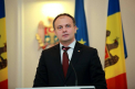 Cum poate fi considerata independenta Curtea Constitutionala, daca trei dintre judecatori sunt fosti membri ai PD, iar unul este nasul lui Vlad Plahotniuc? Ce spune Andrian Candu - VIDEO