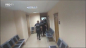 Momentul in care Pavel Grigorciuc striga ca sustine Guvernul Sandu, fiind escortat in graba de politisti: „Moldova va fi eliberata” - VIDEO