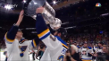 Meci incendiar in liga nord-americana de hochei. Louis Blues a castigat in premiera Cupa Stanley, dupa ce a invins-o, in deplasare, pe Boston cu scorul de 4 la 1 - VIDEO