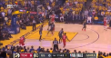 Moment istoric pentru formatia de baschet Toronto Raptors. Formatia canadiana a castigat pentru prima oara in istorie, titlul NBA. Dupa o victorie dramatica, jucatorii dar si fanii au sarbatorit in stil mare - VIDEO