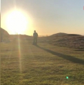 Locuitorii unei insule din nordul Norvegiei vor sa scape de fusul orar. Asta pentru ca in acea parte a lumii, soarele nu apune mai mult de doua luni, iar ziua pare sa tina o vesnicie - VIDEO