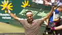 Vedeta tenisului mondial, Roger Federer a cucerit pentru a 10-a oara titlul pe iarba de la Halle, din Germania. Cel mai varstnic tenisman l-a invins astazi, in doua seturi pe belgianul David Goffin - VIDEO