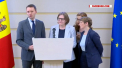 Moldova ar putea obtine intr-un singur an nu doar prima transa din asistenta macrofinanciara, ci toate cele trei, in valoare de 100 de milioane de euro. Declaratiile facute de reprezentantii delegatiei Uniunii Europene, veniti la Chisinau - VIDEO