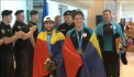 Luptatorii moldoveni care au participat la europenele de la Minsk au fost intampinati cu flori si fanfara, pe Aeroportul International Chisinau. Sportivii nostri au adus acasa inca doua medalii de bronz - VIDEO