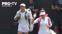 Simona Halep a debutat cu dreptul in primul tur pe iarba de la Wimbledon. Tenismena romana a obtinut bilet in etapa urmatoare, dupa ce a castigat partida cu o sportiva din Belarus - VIDEO
