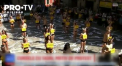 Protest inedit in Spania. Imbracati doar in lenjerie si purtand cate o pereche de coarne pe cap, zeci de activisti pentru drepturile animalelor au manifestat in centrul orasului Pamplona - VIDEO