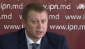 Ministrul Economiei, Vadim Brinzan, comenteaza declaratia sa de avere, care a starnit mai multe comentarii: „Cu 20 de ani in urma ajungeam in SUA, avand cu mine doar o valiza, un vagon de energie si dorinta sa lucrez, sa ma realizez ca persoana si ca profesionist. Pentru ca tara mea nu mi-a dat aceste lucruri, am ales strainatatea”