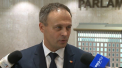 Reactia lui Andrian Candu, cand a fost intrebat despre declaratiile lui Igor Dodon, privind faptul ca s-ar putea cere ridicarea imunitatii unor deputati: "Cine?" - VIDEO