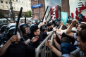 In jur de o mie de persoane, retinute la Moscova dupa ce au manifestat pentru a sustine candidatii independenti la alegerile locale din toamna. Protestatar: „Ni se ia dreptul de a alege” - VIDEO