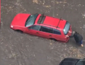 Numeroase strazi au fost inundate, iar soferii au ramas blocati pe drumuri in orasul Odesa - VIDEO