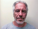 Miliardarul Jeffrey Epstein, acuzat de trafic de minore, s-a sinucis in celula