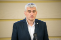 Alexandru Slusari ii raspunde lui Iurie Leanca, dupa ce acesta l-a numit agronom: „Am suficiente fapte pentru ca sa nu-i incredintez dlui Leanca nici macar cresterea legumelor. Chiar daca va face acest lucru intr-un penitenciar, sub controlul cuiva. Va veni Sor cu un "sfat" si roada este pierduta sau ciordita”