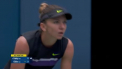 Simona Halep, debut cu emotii la US Open. Romanca a trecut in 3 seturi de americanca Nicole Gibbs. In runda urmatoare, Simona va da piept cu o alta reprezentanta a tarii gazda - VIDEO