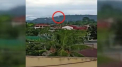 Opt persoane au murit, dupa ce avionul de mici dimensiuni in care se aflau s-a prabusit in Filipine - VIDEO