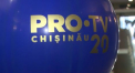 Politicieni, oficiali, diplomati, interpreti si jurnalisti au sarbatorit aseara cei 20 de ani de PRO TV. A rasunat muzica si s-au umplut paharele cu vin spumant, iar invitatii au venit cu flori si urari frumoase - VIDEO