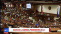 Un membru al Consiliului Audiovizualului si-a dat demisia. Dorina Curnic spune ca institutia din care a facut parte pana in prezent a degradat si cere si presedintelui autoritatii sa faca acelasi lucru. Dragos Vicol spune ca plecarea colegei nu este o pierdere - VIDEO