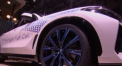 Salonul auto de la Frankfurt a prezentat o serie de masini, care arata ca industria se indreapta catre un viitor fara motorina si benzina. Vizitatorii au fost cuceriti de motoarele electrice sau cu hidrogen, dar si de farurile inlocuite cu drone - VIDEO