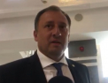 Ce spune deputatul Partidului Sor, Denis Ulanov, despre absenta lui Petru Jardan la sedinta parlamentului: "O zi, doua... nu schimba nimic. El nu se ascunde" - VIDEO